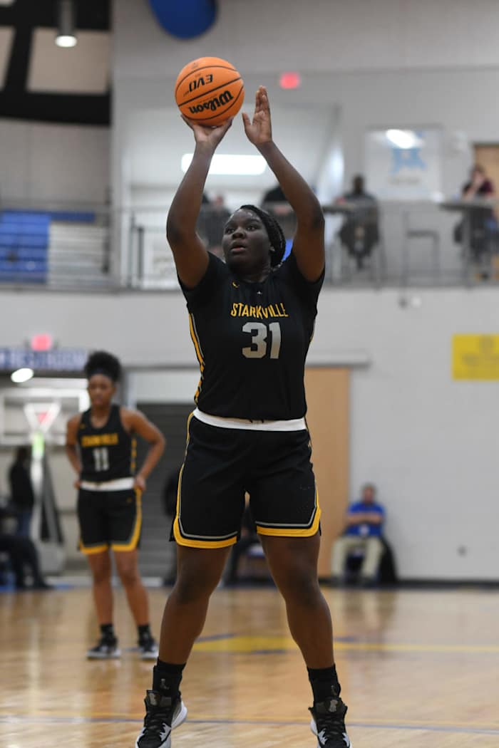 starkville-tupelo-girls-basketball00006